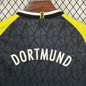 Retro Borussia Dortmund 1995/96 Away Jersey