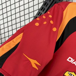 Retro AS Roma 2004/05 Home Jersey