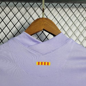 Retro Barcelona 2021/22 Away Jersey