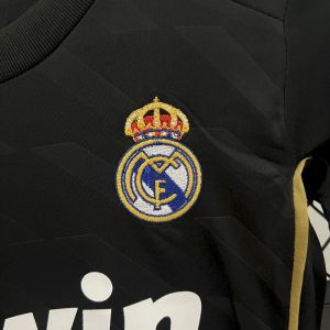 Retro Real Madrid 2011/12 Away Kids Kit