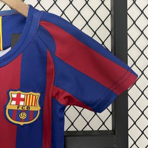 Retro Barcelona 2005/06 Home Kids Kit