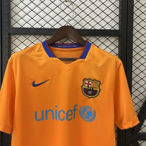 Retro Barcelona 2006/07 Away Jersey