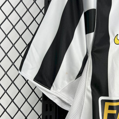 Retro Juventus 2002/03 Home Jersey