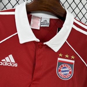 Retro Bayern Munich 2005/06 Home Jersey