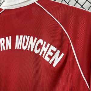 Retro Bayern Munich 2005/06 Home Jersey