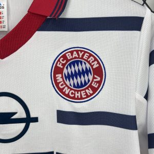 Retro Bayern Munich 1998/00 Home Jersey