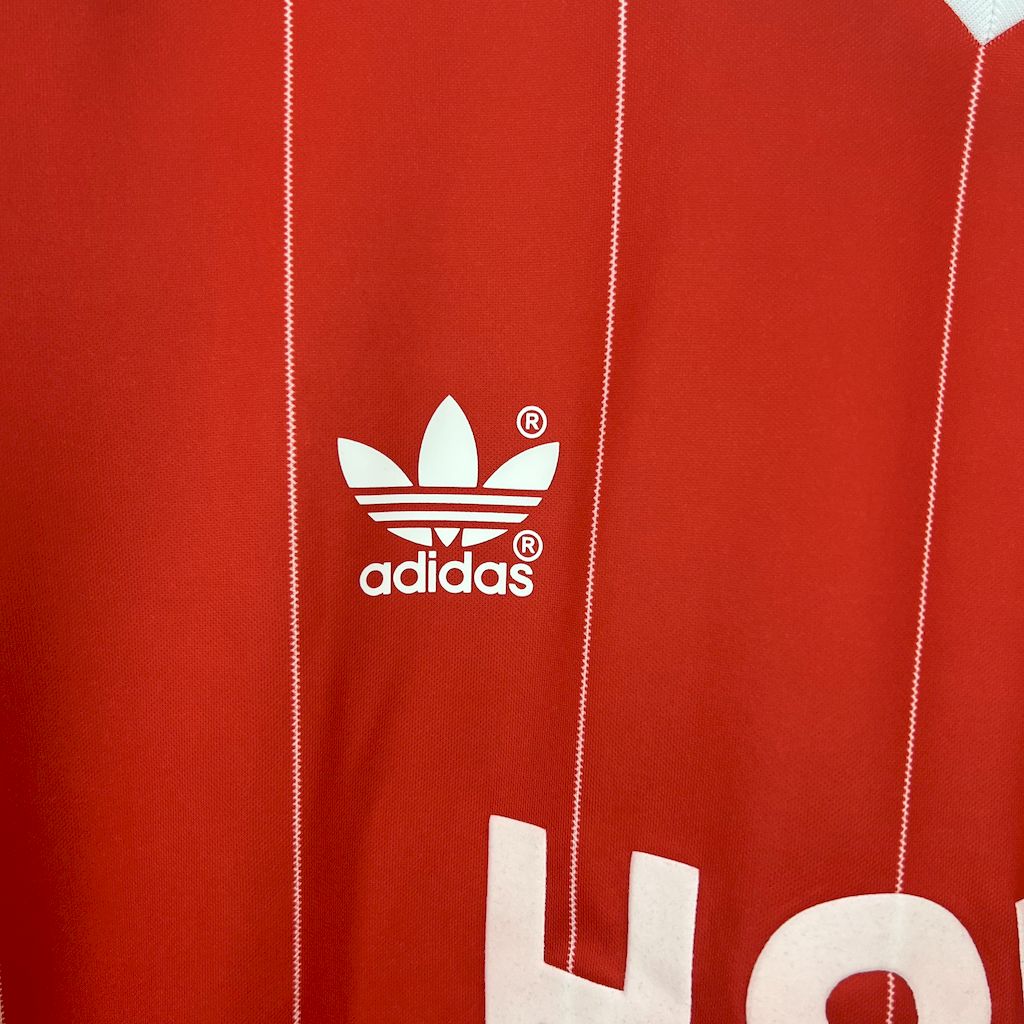 Retro Hamburger SV 1983/84 Away Jersey