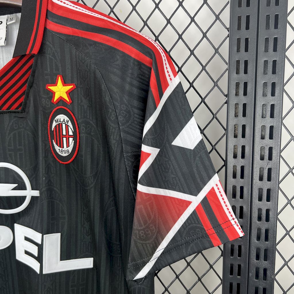 Retro AC Milan 1997/98 Jersey