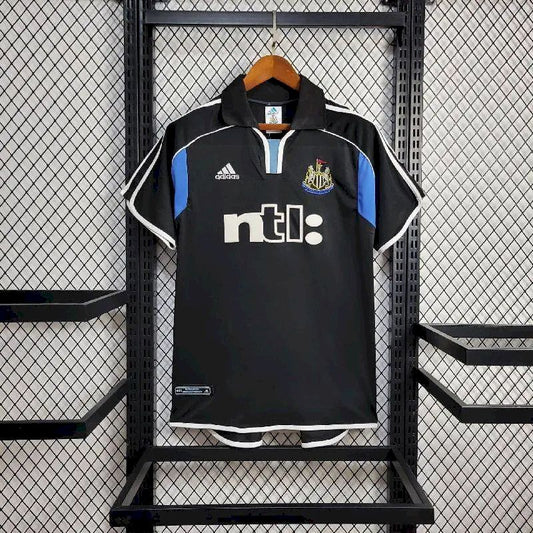Retro Newcastle United 2001/02 Away Jersey