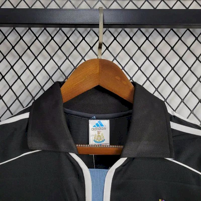 Retro Newcastle United 2001/02 Away Jersey