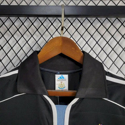 Retro Newcastle United 2001/02 Away Jersey