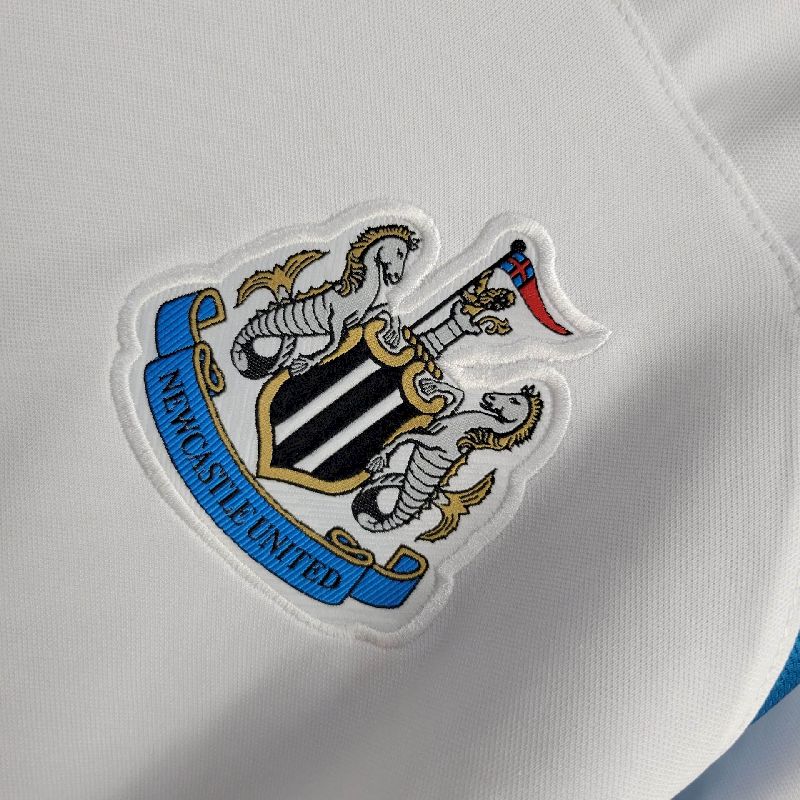 Retro Newcastle United 1999/2000 Away Jersey