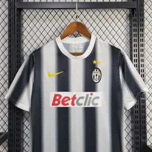 Retro Juventus 2011/12 Home Jersey