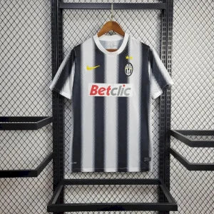 Retro Juventus 2011/12 Home Jersey