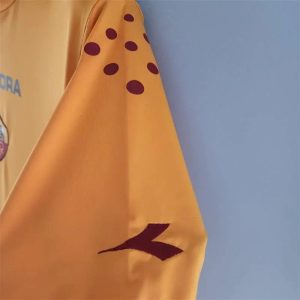 Retro AS Roma 2005/06 Home Jersey