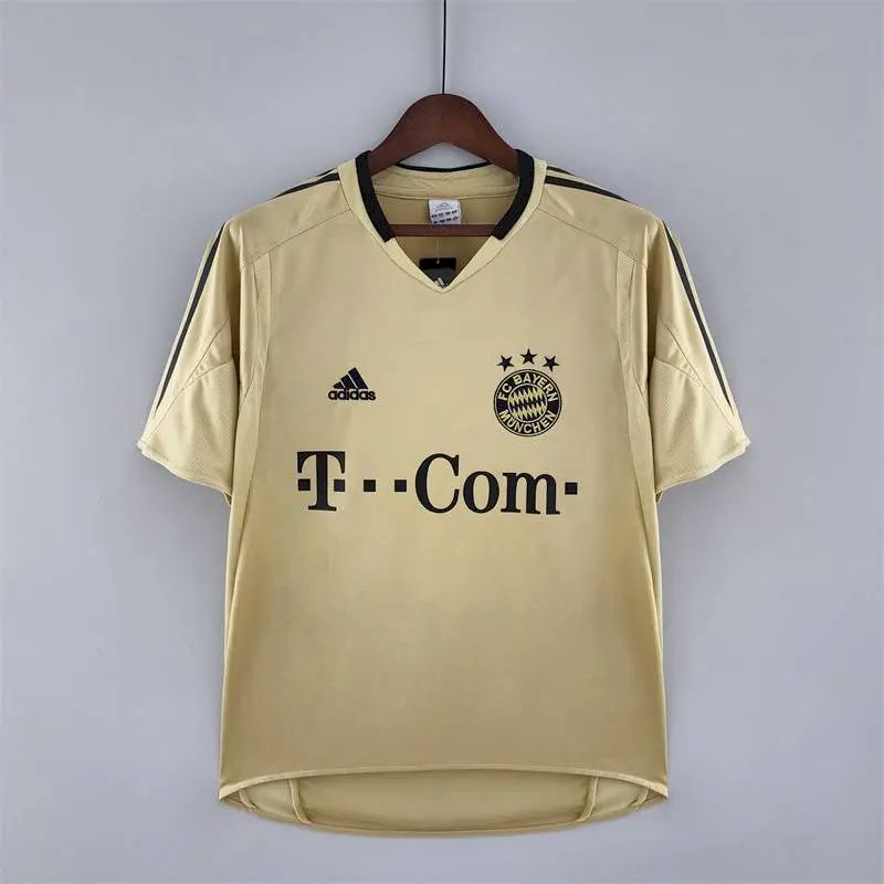 Retro Bayern Munich 2004/05 Away Jersey