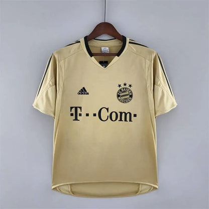 Retro Bayern Munich 2004/05 Away Jersey