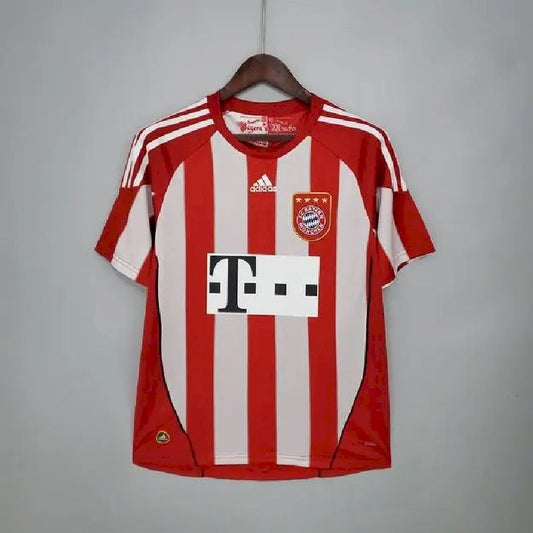 Retro Bayern Munich 2010/11 Home Jersey