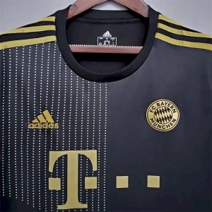 Retro Bayern Munich 2021/22 Away Jersey