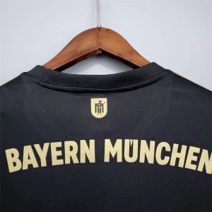 Retro Bayern Munich 2021/22 Away Jersey