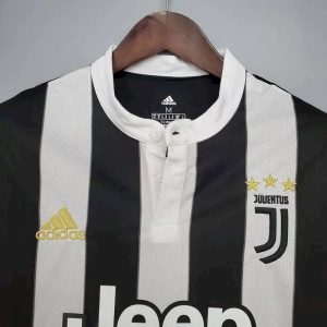 Retro Juventus 2017/18 Home Jersey