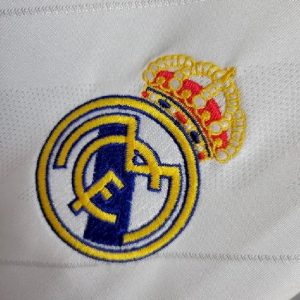 Retro Real Madrid 2017/18 Home Long Sleeve Jersey