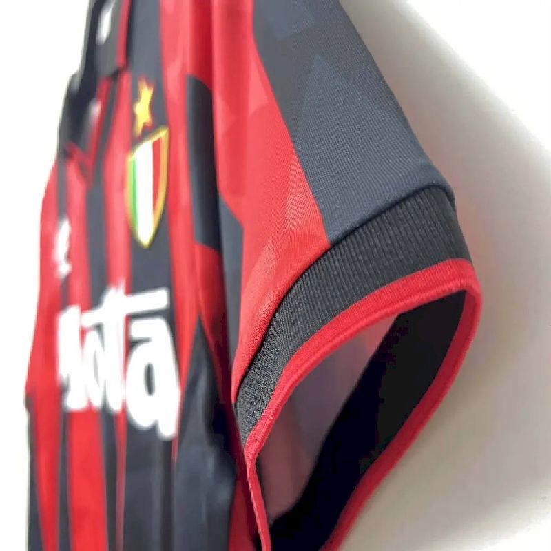 Retro AC Milan 1993/94 Home Jersey