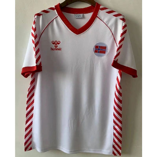 Retro Noruega 1984 Away Jersey