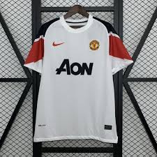 Retro Manchester United 2010/11 Away Jersey