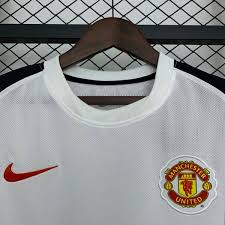 Retro Manchester United 2010/11 Away Jersey